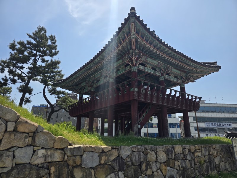 Jinnamgwan