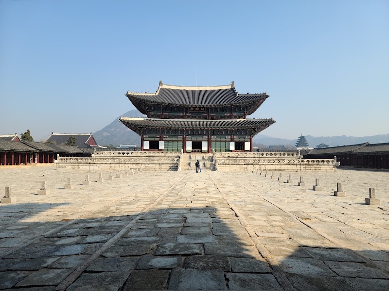 Seoul Icons: A First-Timer's List