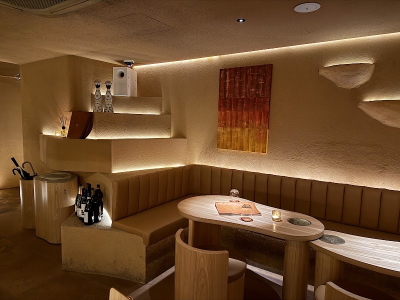 BAR 8